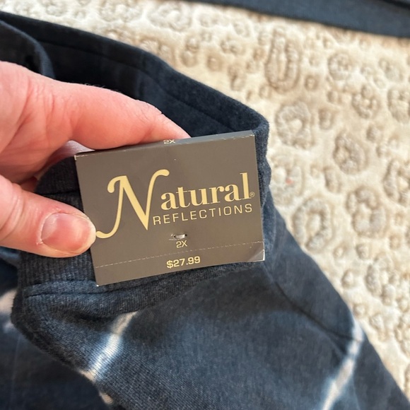 NWT Women’s Size 2X Natural Reflections Blue and White Short Matching Set - Picture 5 of 8